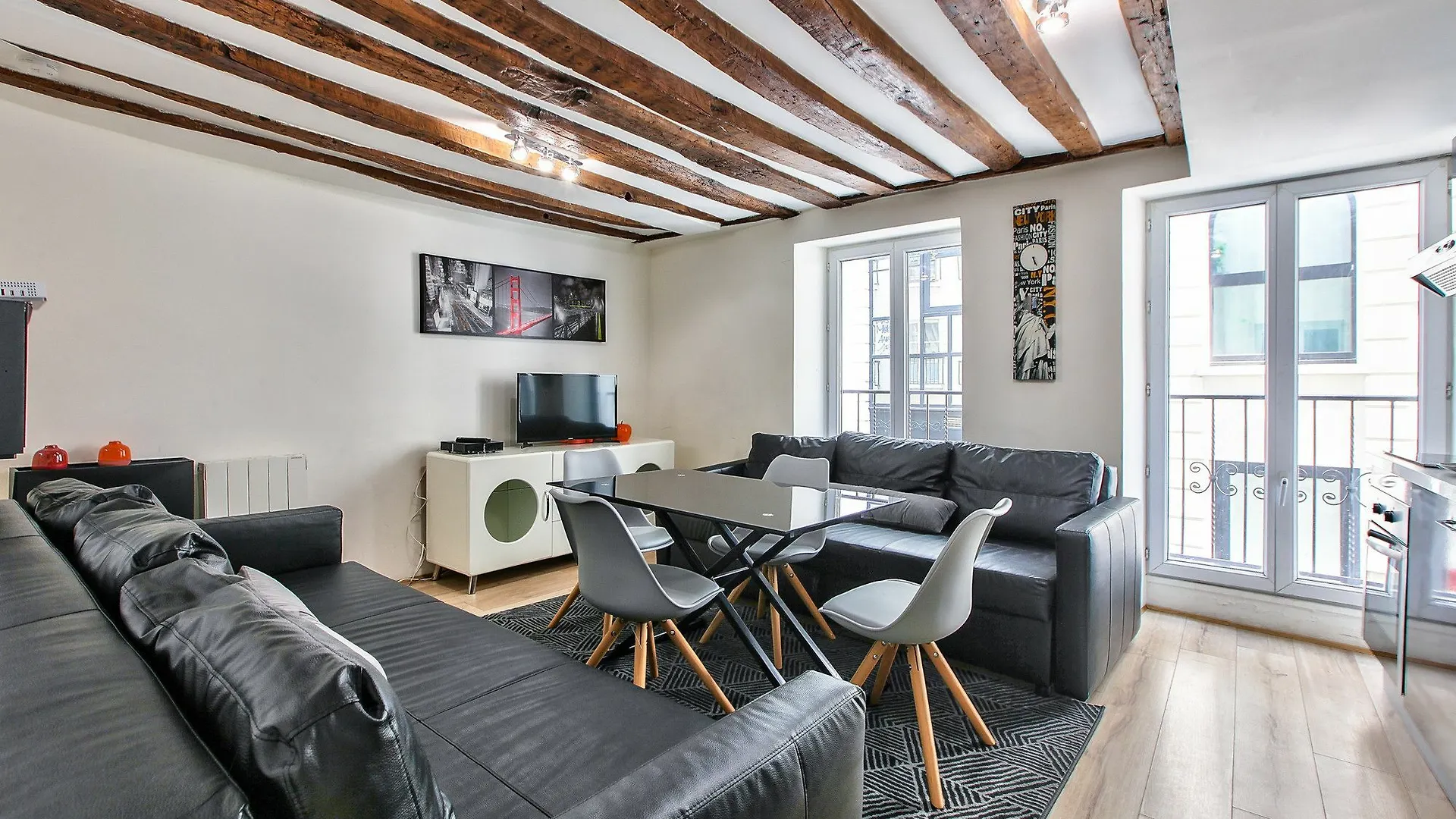 10 Design Flat Grand Boulevards * Paris