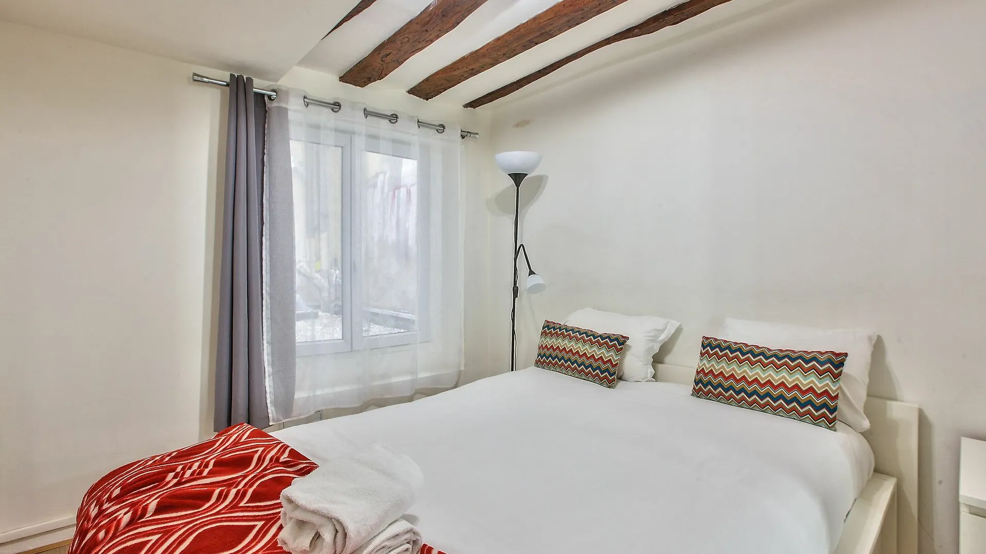 10 Design Flat Grand Boulevards * Paris